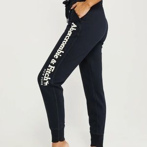 Abercrombie & Fitch softAF Logo Joggers